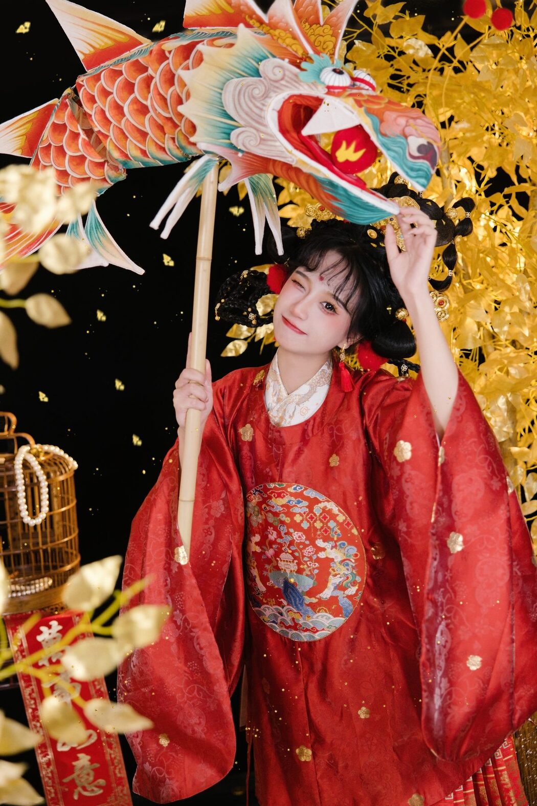 YiTuYu艺图语 Vol.6086 Xiao Yang Zai Chi Le Ma