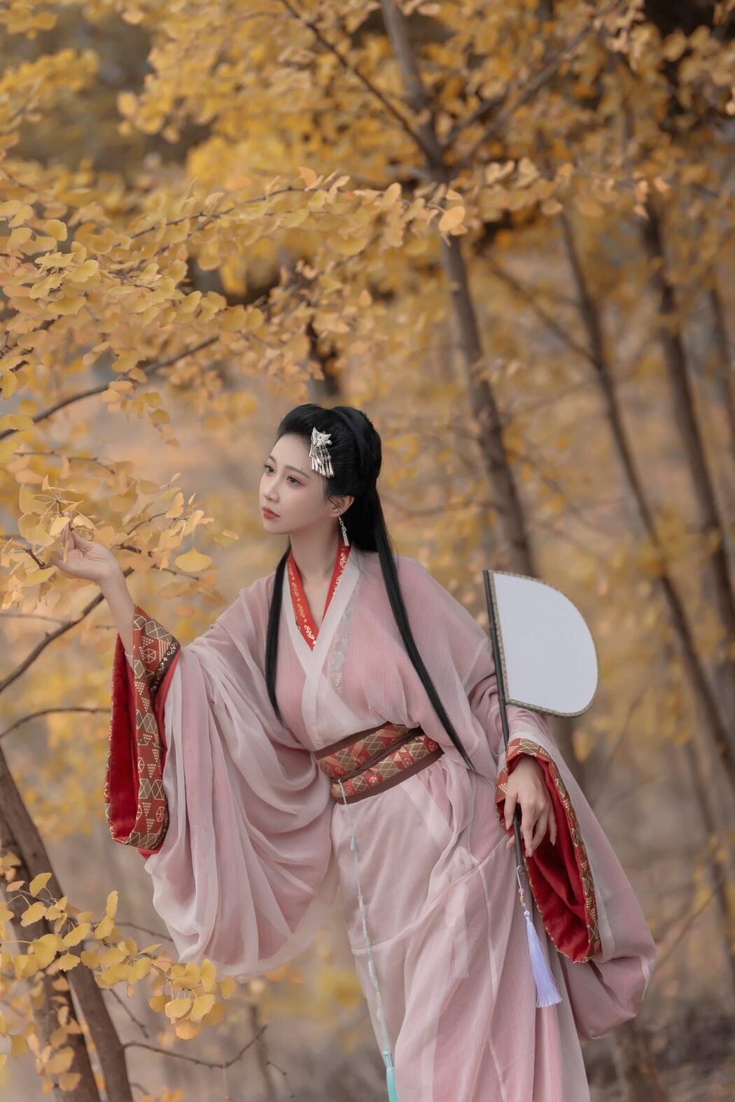 YiTuYu艺图语 Vol.5988 Qi Luo Sheng De Xiao Su Su