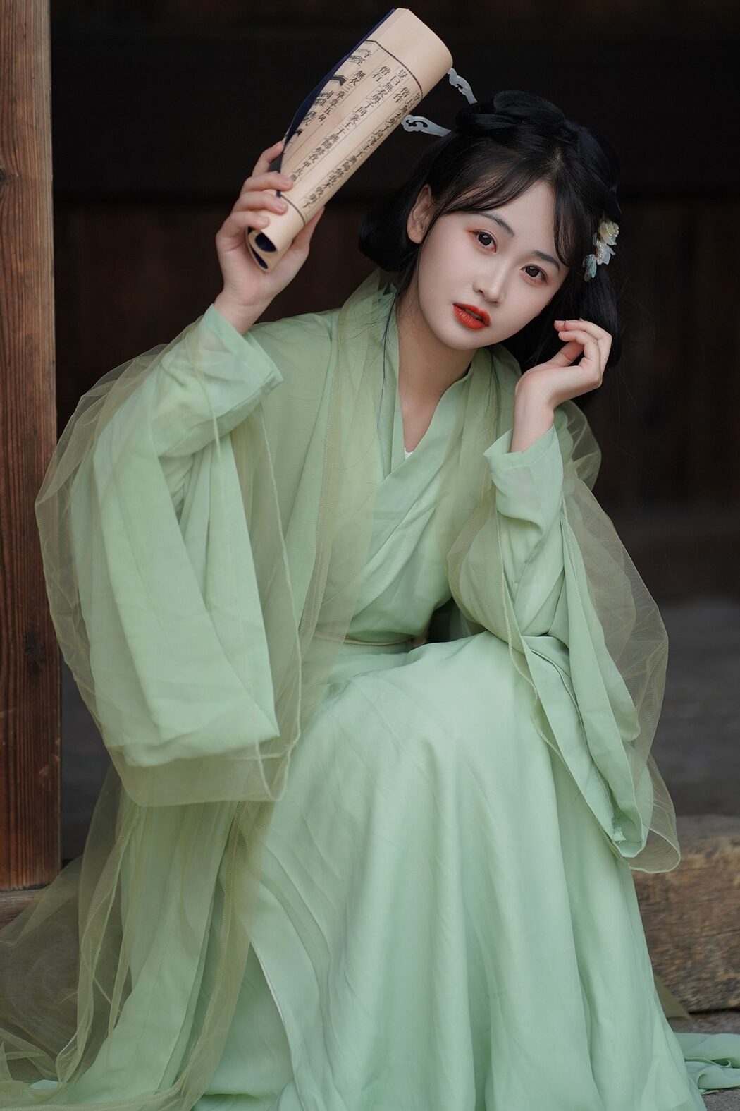 YiTuYu艺图语 Vol.6061 Jiao Yi Zhi Sui Sui Cover Photo
