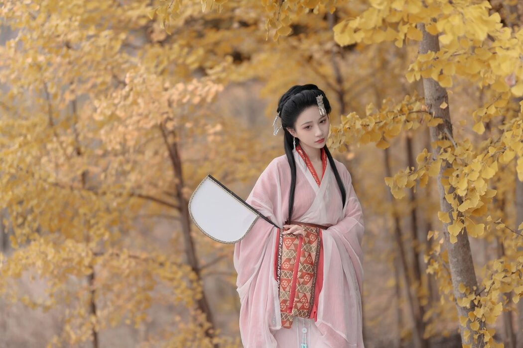 YiTuYu艺图语 Vol.5988 Qi Luo Sheng De Xiao Su Su