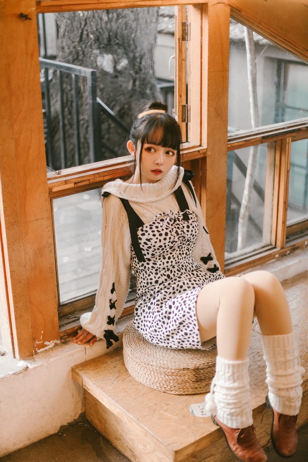 YiTuYu艺图语 Vol.5984 Hei Mao Moa OvO