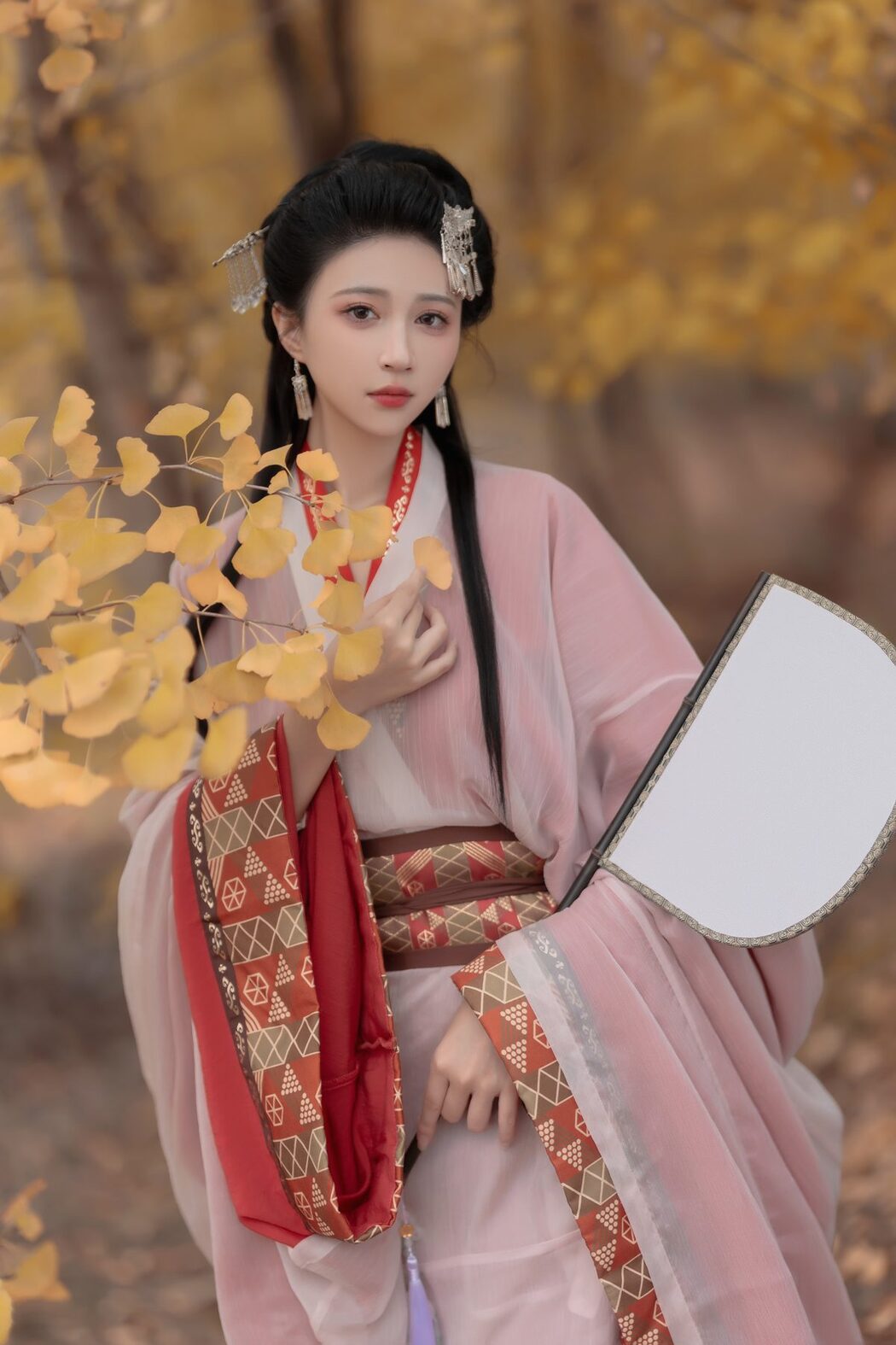 YiTuYu艺图语 Vol.5988 Qi Luo Sheng De Xiao Su Su