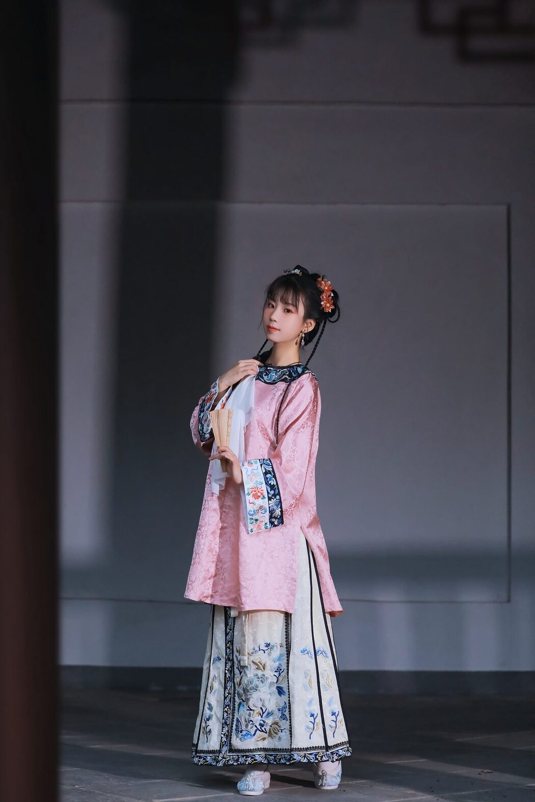 YiTuYu艺图语 Vol.6094 Zhou Zhou AY