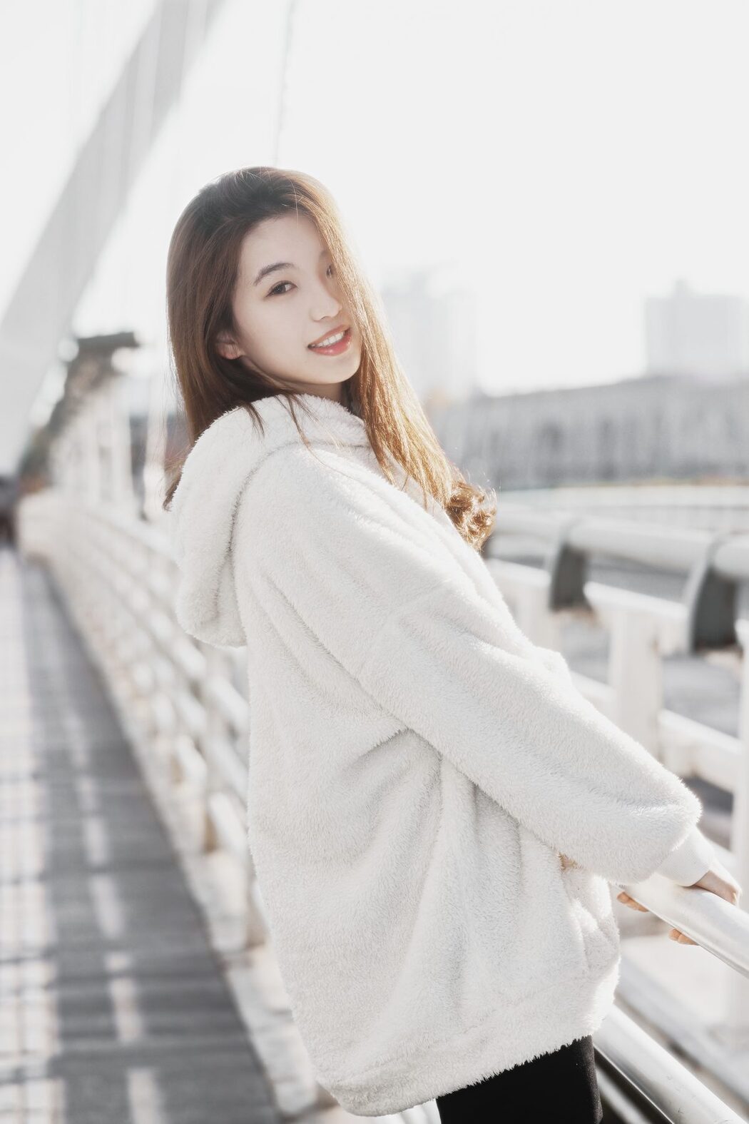 YiTuYu艺图语 Vol.6098 Aka Ki Qing Ko