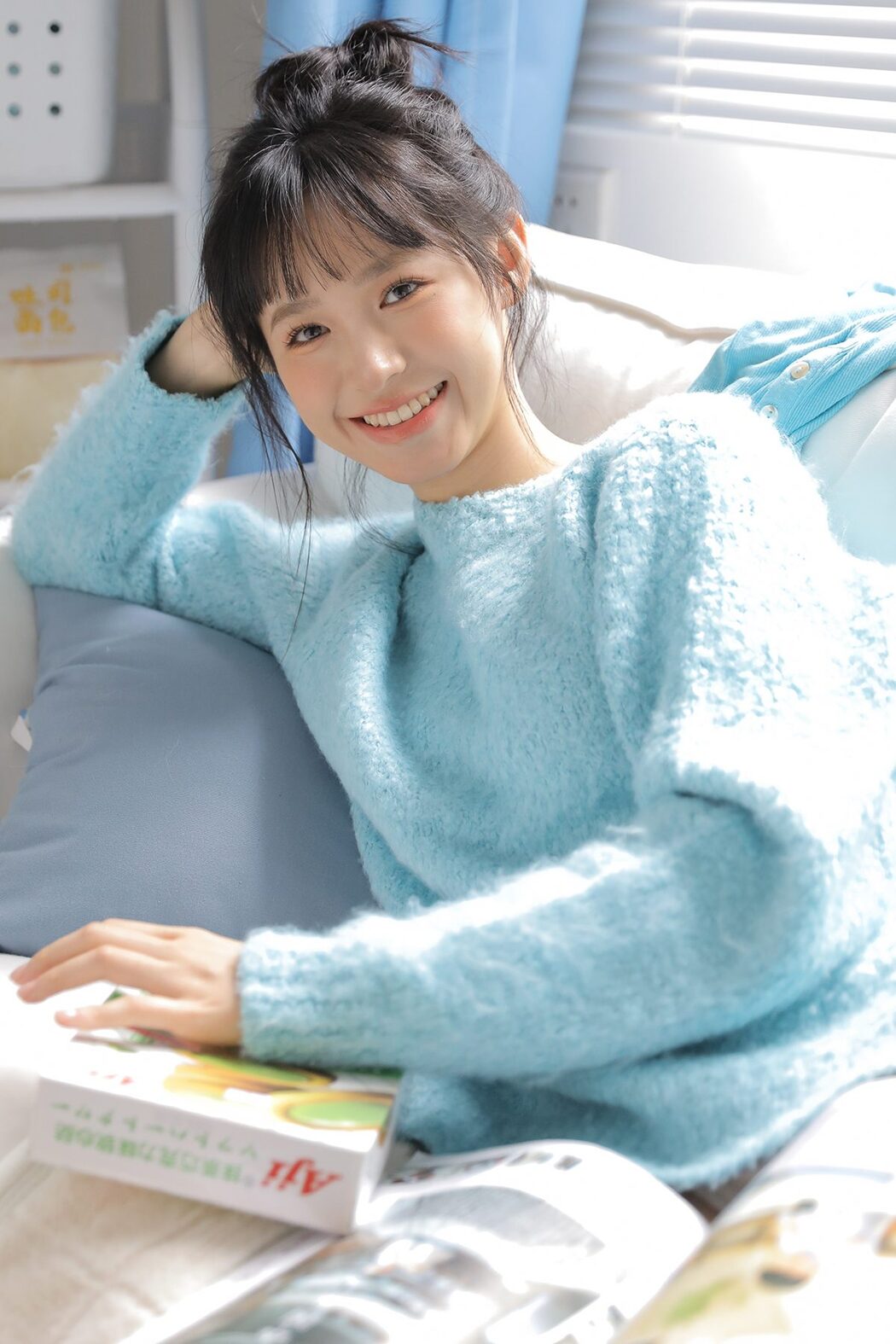 YiTuYu艺图语 Vol.6083 Kuai Le Su Su Cover Photo