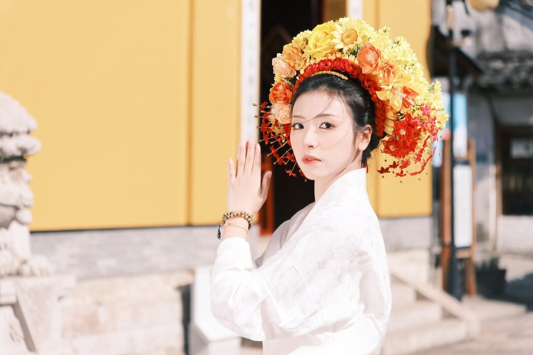 YiTuYu艺图语 Vol.6065 Mo Lu