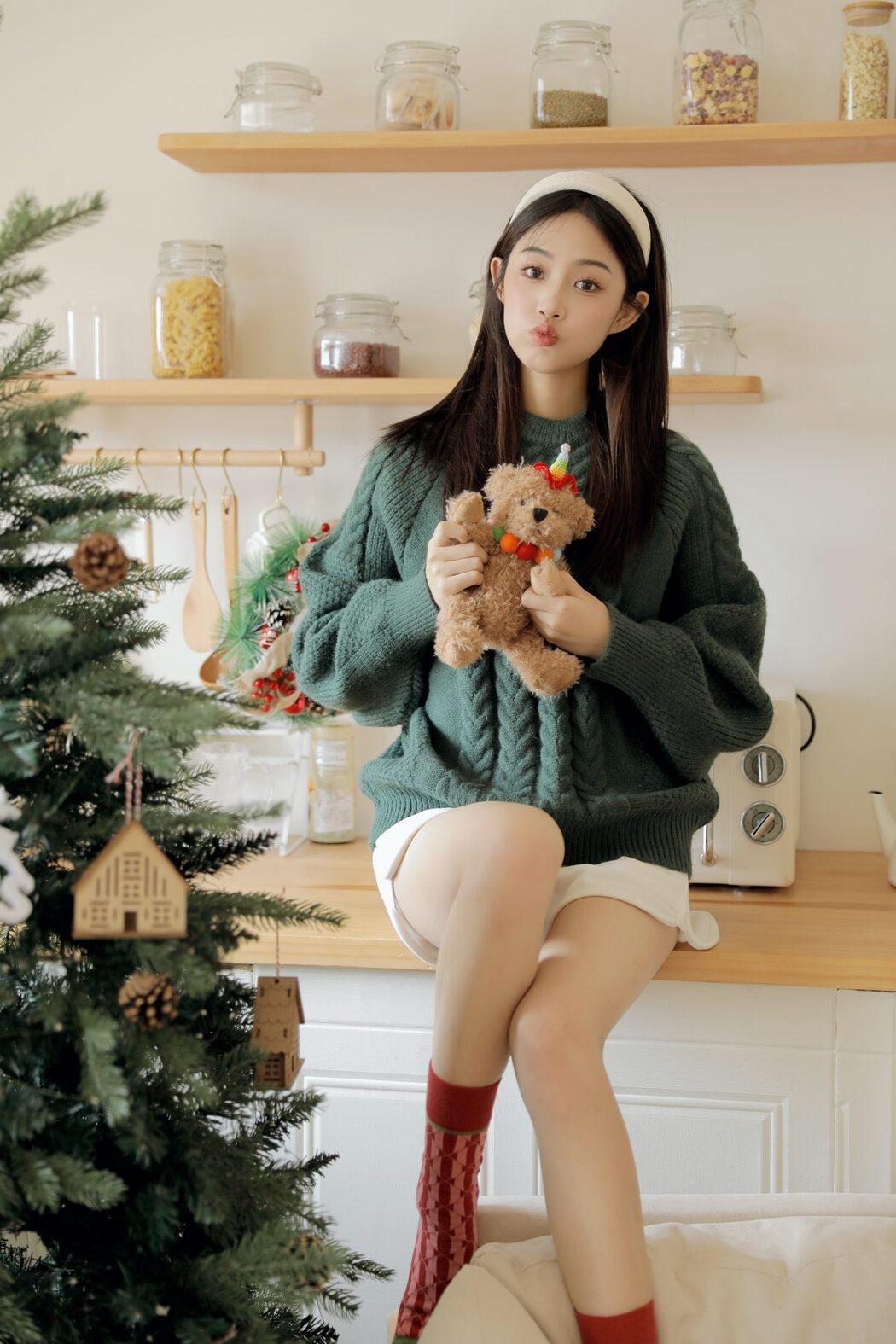 YiTuYu艺图语 Vol.6050 Bai Bian Xiao Yi