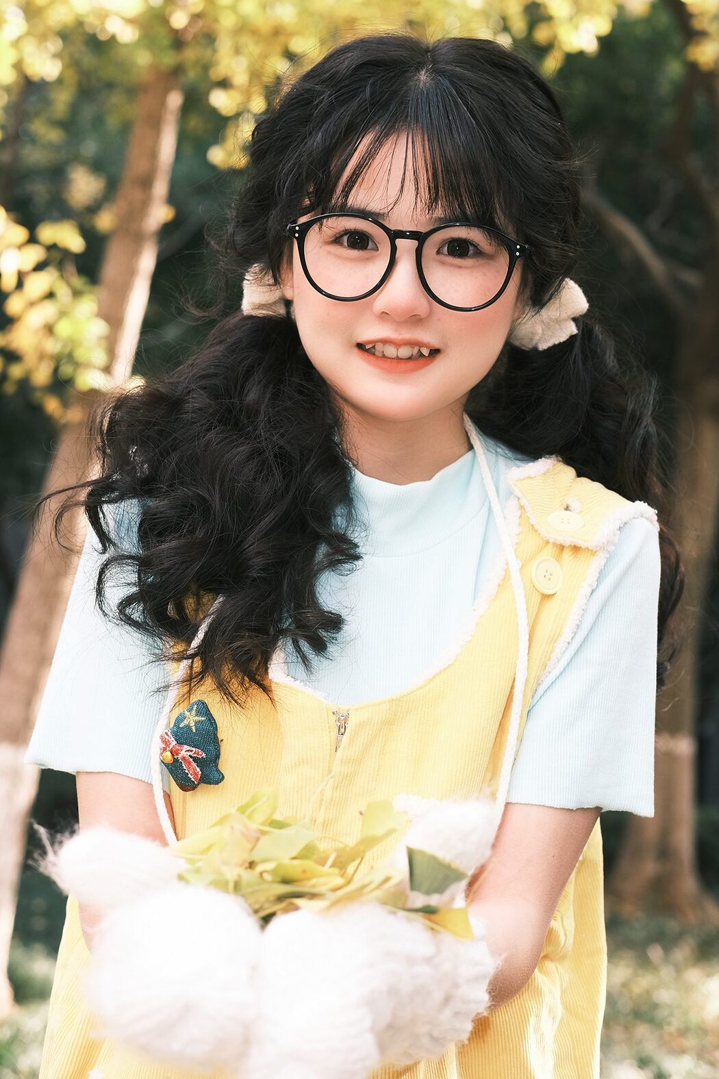 YiTuYu艺图语 Vol.6095 Xiao Yi Mei Mei Cute Cover Photo