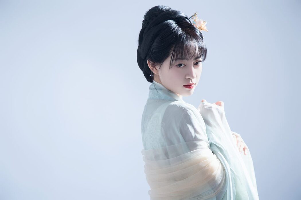 YiTuYu艺图语 Vol.6044 Yi Xuan