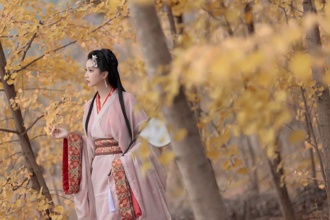 YiTuYu艺图语 Vol.5988 Qi Luo Sheng De Xiao Su Su