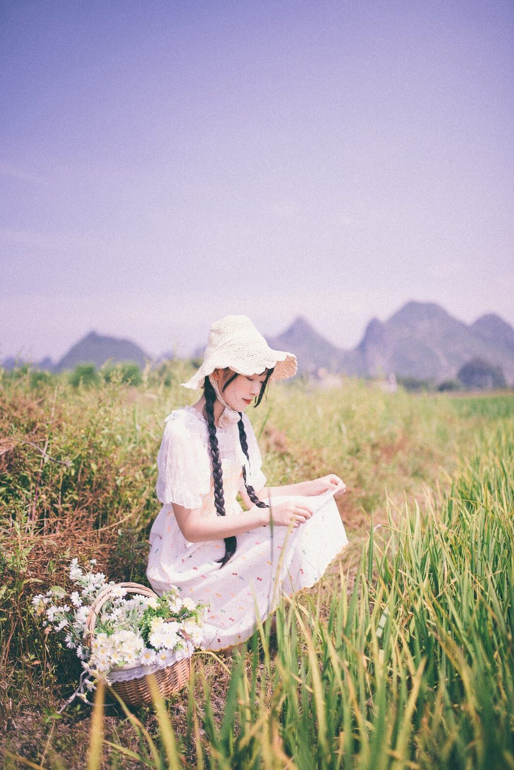 YiTuYu艺图语 Vol.6070 Zhi Yi