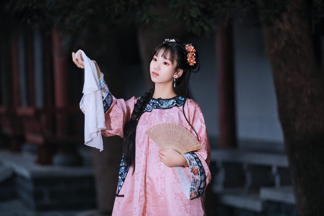 YiTuYu艺图语 Vol.6094 Zhou Zhou AY