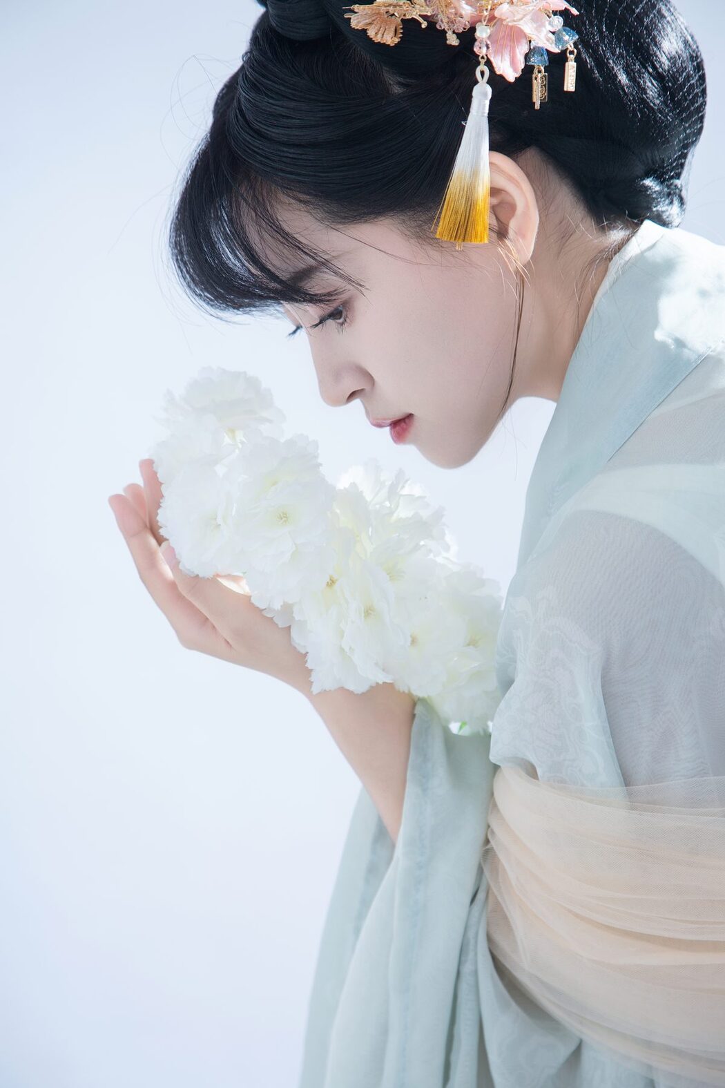YiTuYu艺图语 Vol.6044 Yi Xuan