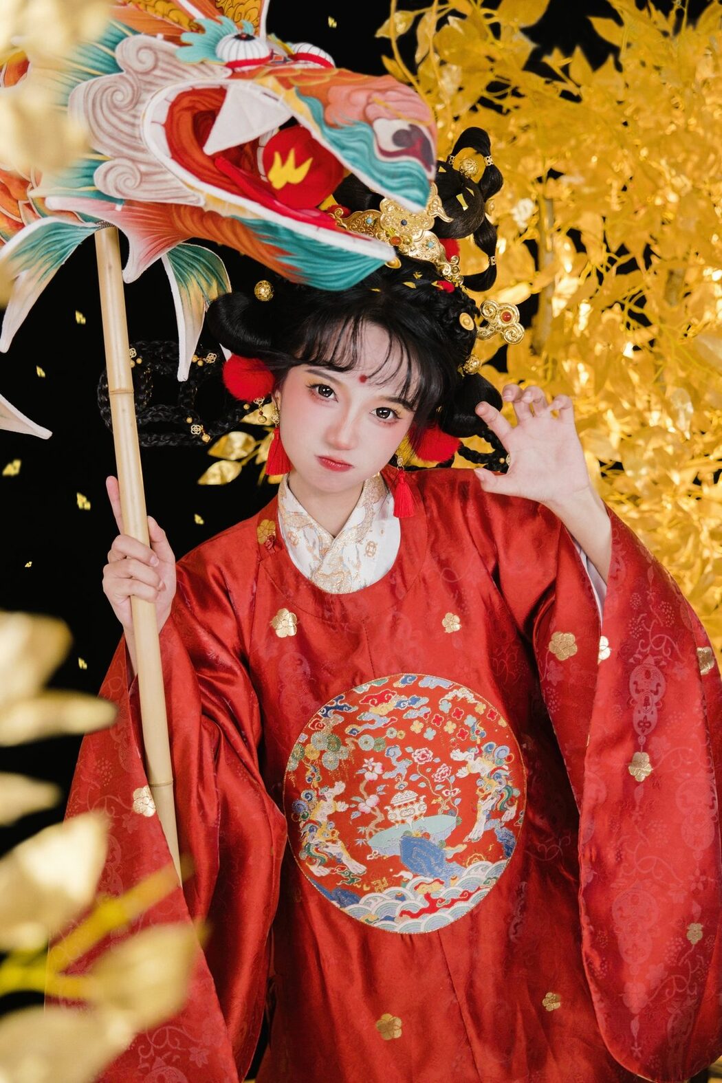 YiTuYu艺图语 Vol.6086 Xiao Yang Zai Chi Le Ma