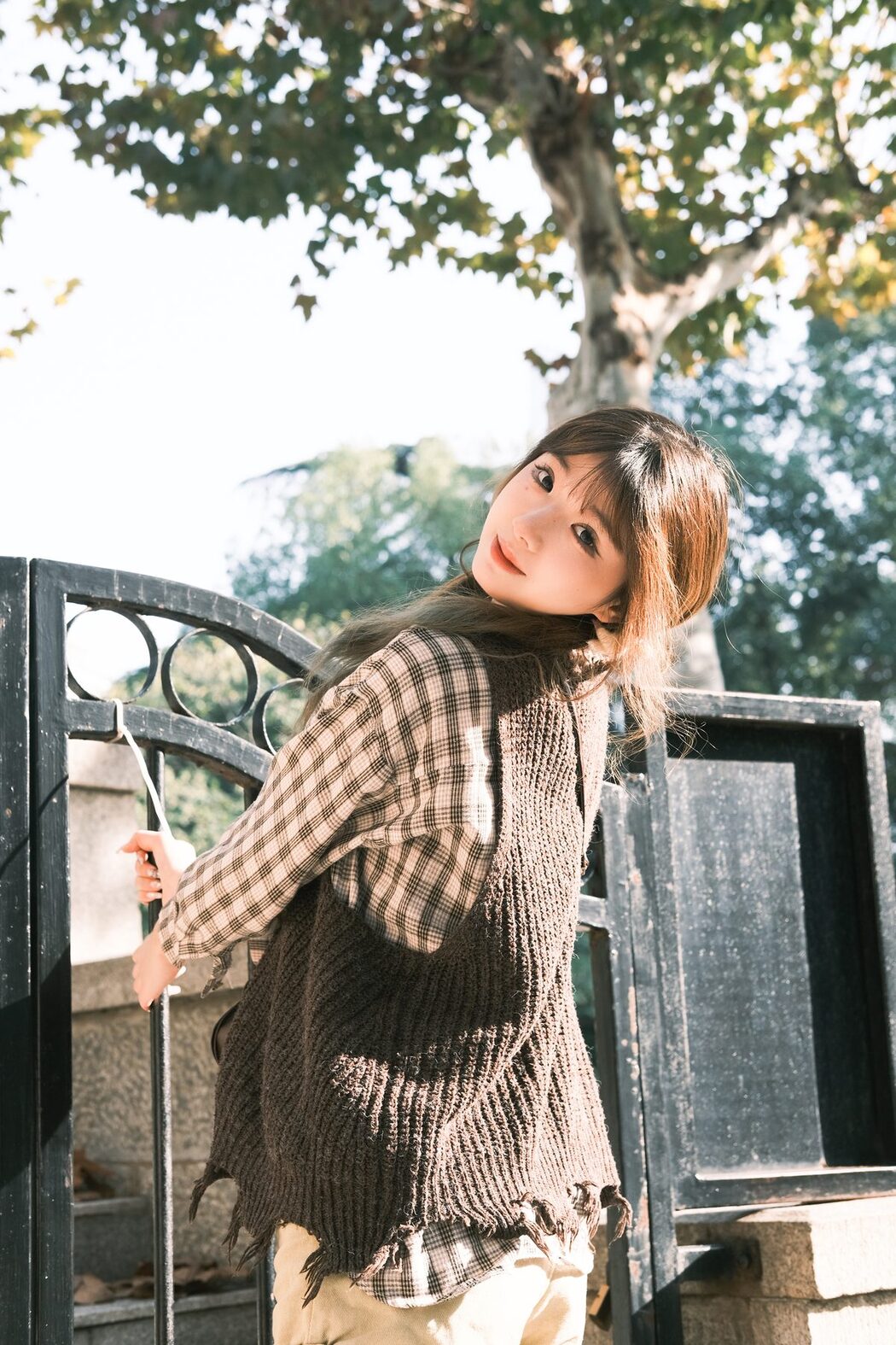 YiTuYu艺图语 Vol.6074 Yue Yue