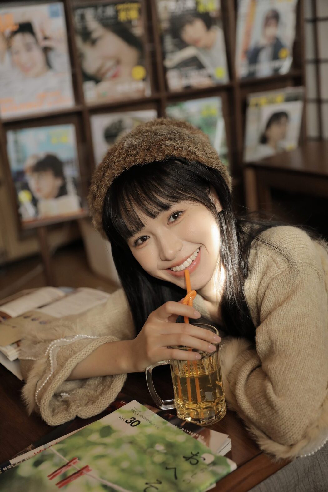 YiTuYu艺图语 Vol.6060 Kuai Le Su Su