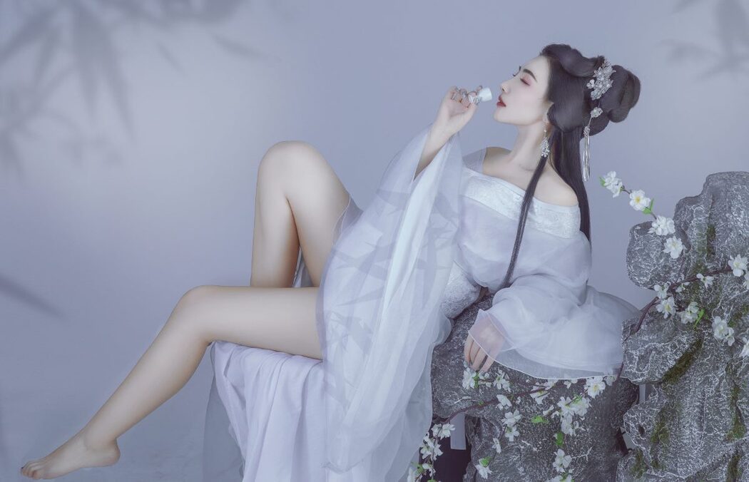 YiTuYu艺图语 Vol.643 Wei Bao