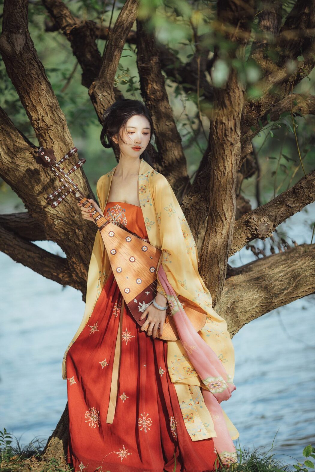YiTuYu艺图语 Vol.621 Hong Li