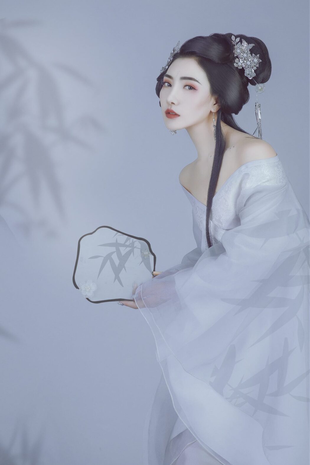 YiTuYu艺图语 Vol.643 Wei Bao