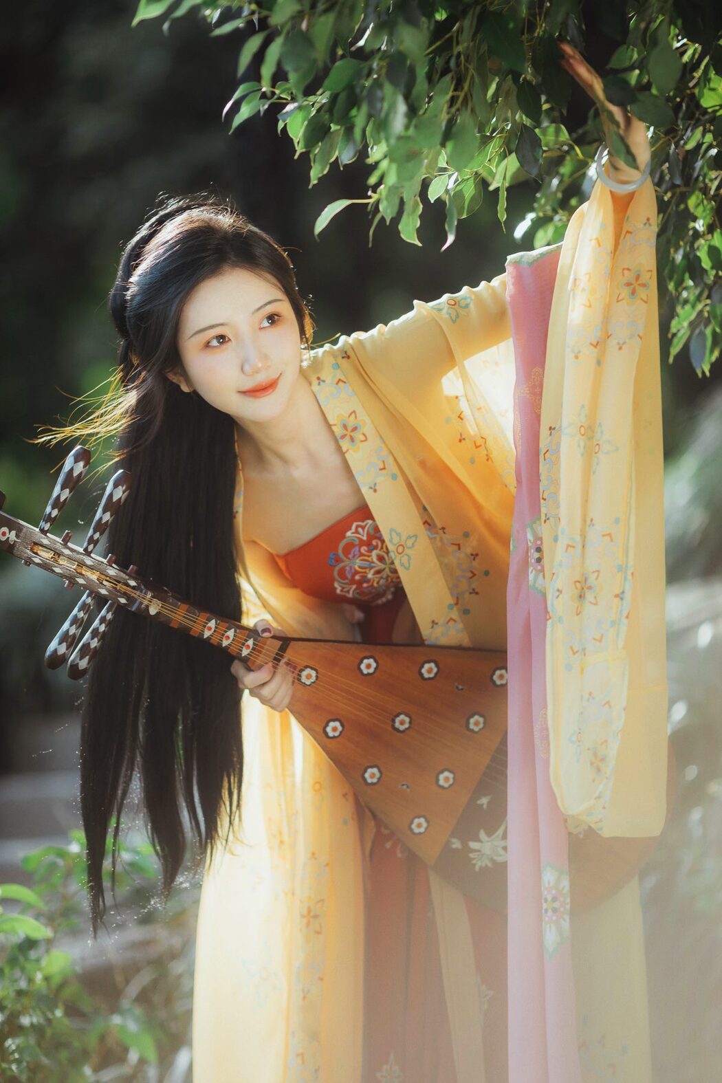 YiTuYu艺图语 Vol.621 Hong Li
