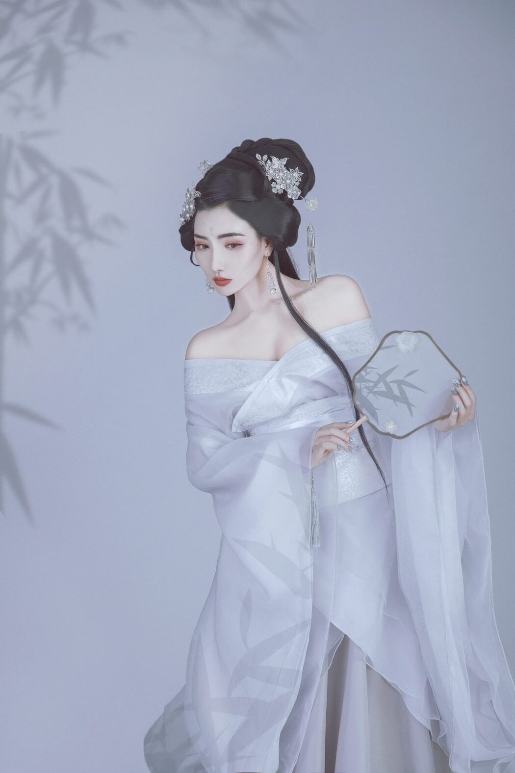 YiTuYu艺图语 Vol.643 Wei Bao