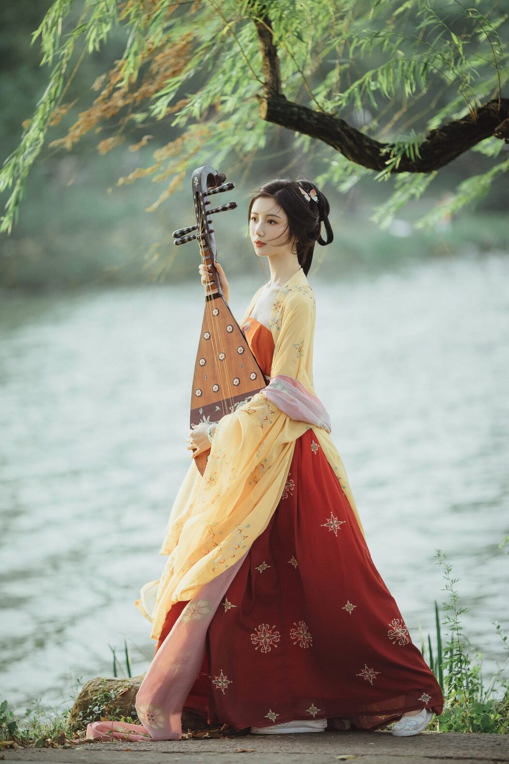 YiTuYu艺图语 Vol.621 Hong Li