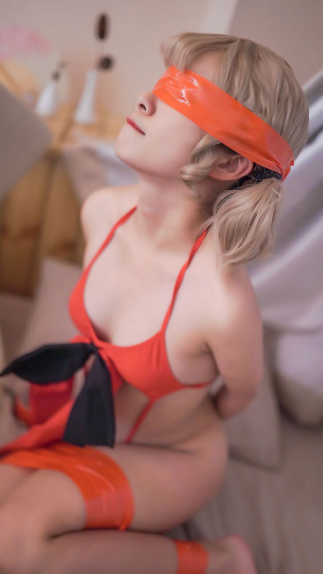 Coser@洛璃LoLiSAMA – 礼物第二弹 (37P)