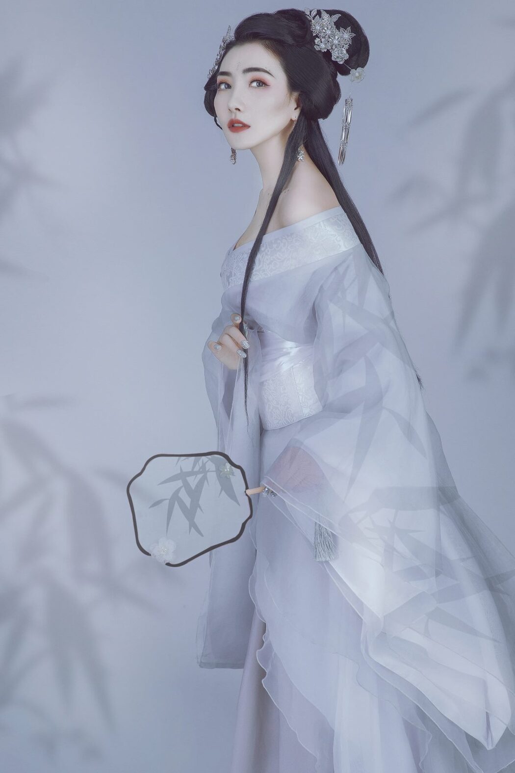 YiTuYu艺图语 Vol.643 Wei Bao