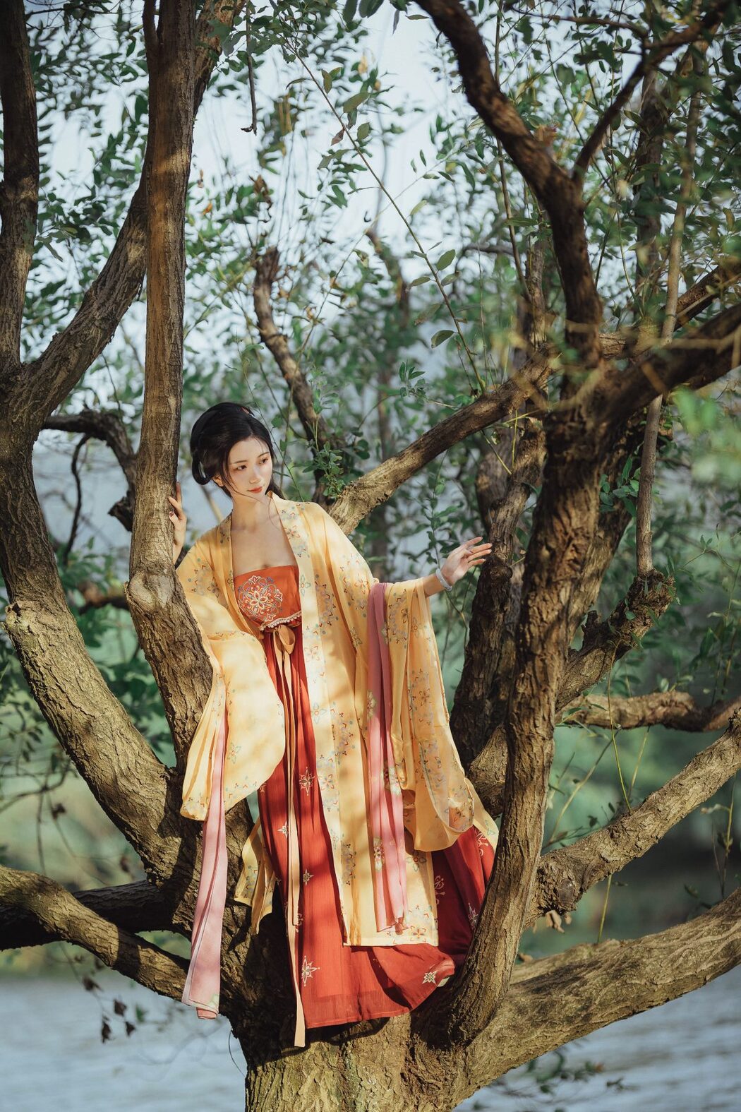YiTuYu艺图语 Vol.621 Hong Li