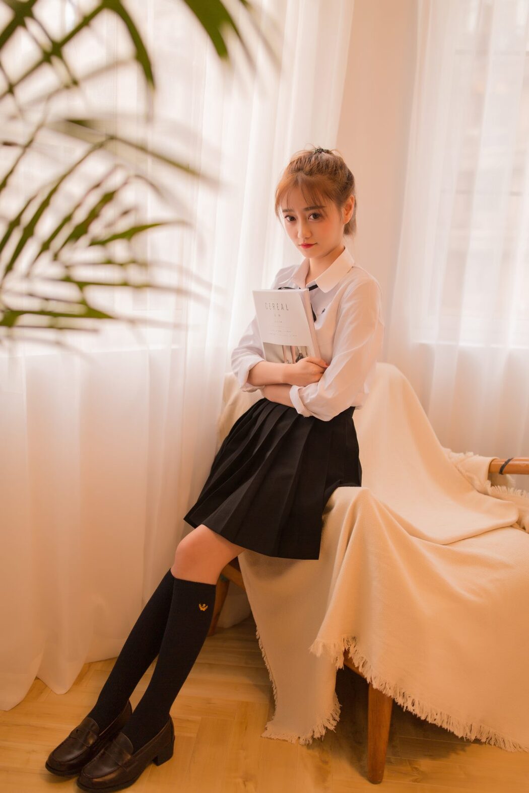 YiTuYu艺图语 Vol.823 Xiao Yi
