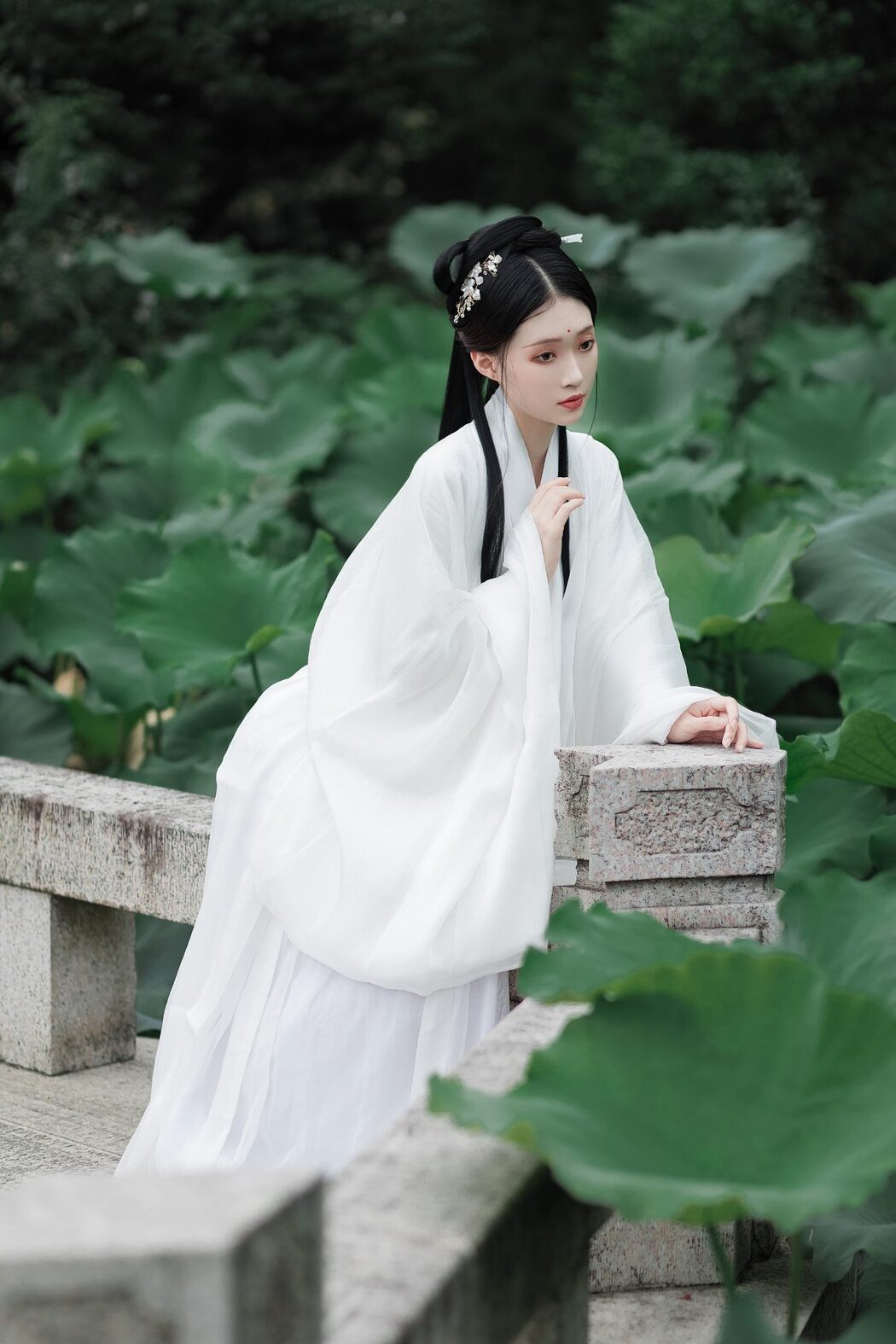 YiTuYu艺图语 Vol.743 Liu Liu Yang Liu Liu