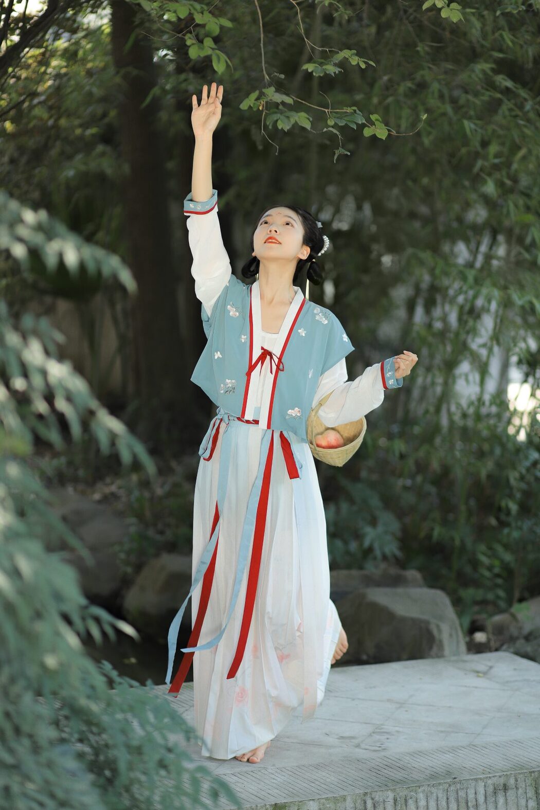 YiTuYu艺图语 Vol.698 Yi Fang Yi Ren Yi