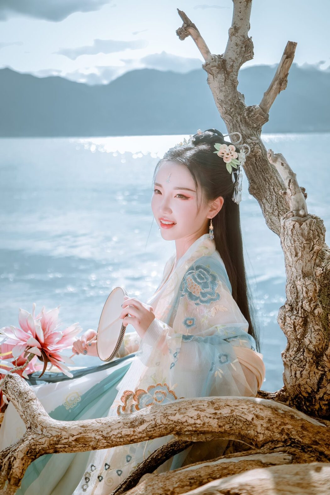YiTuYu艺图语 Vol.730 Julie