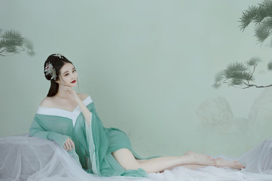YiTuYu艺图语 Vol.707 Na Bao