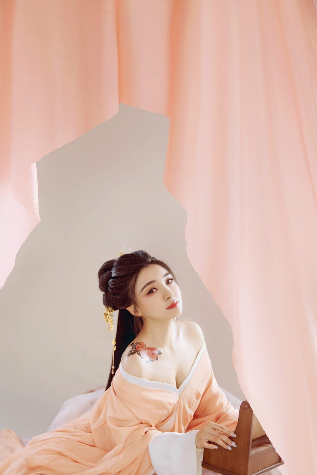 YiTuYu艺图语 Vol.830 Qian Bao