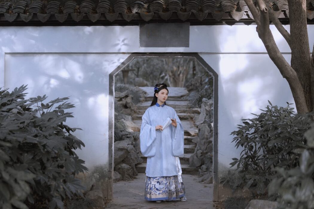 YiTuYu艺图语 Vol.810 Yi Nian