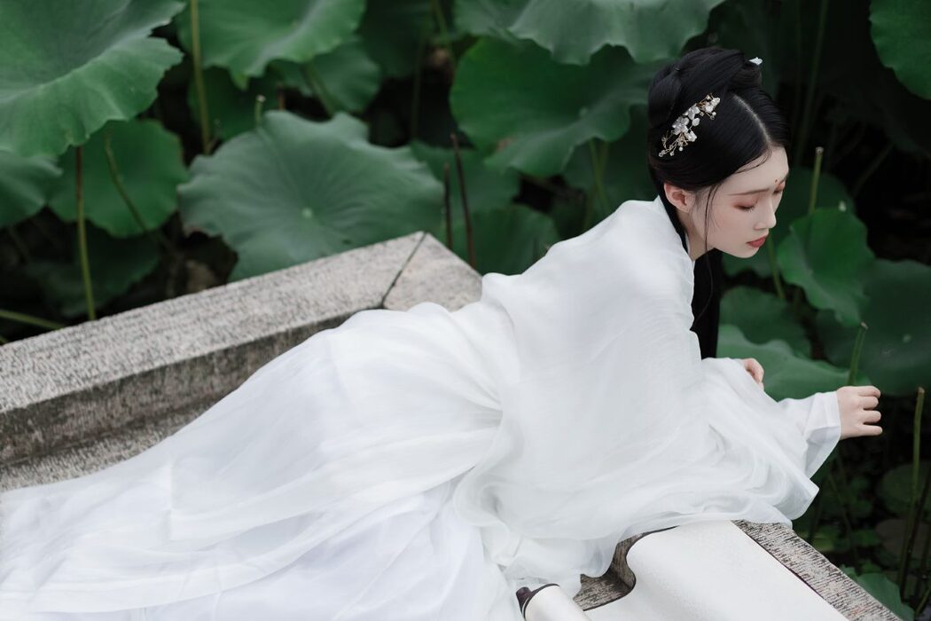 YiTuYu艺图语 Vol.743 Liu Liu Yang Liu Liu