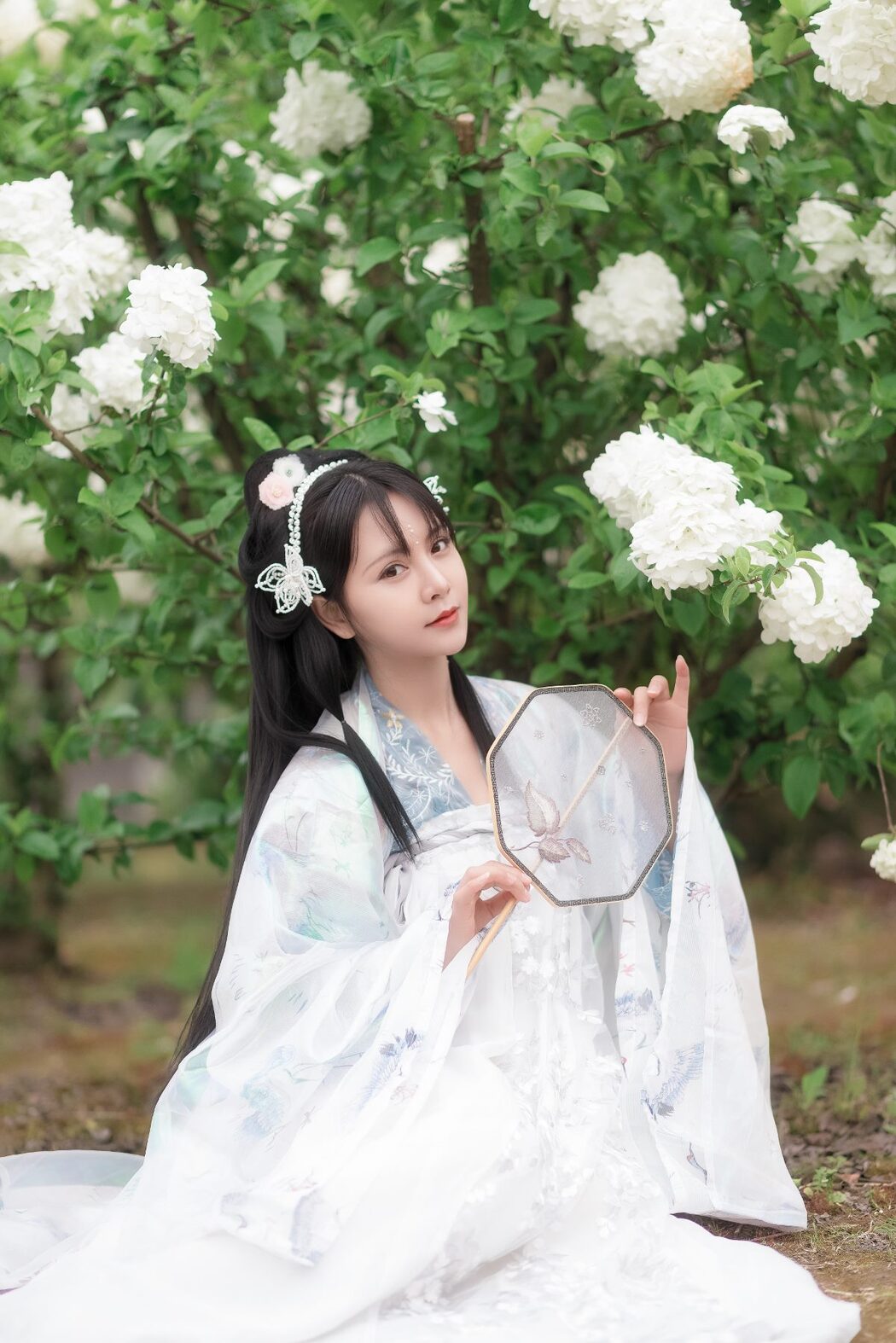 YiTuYu艺图语 Vol.883 Aki akiyama