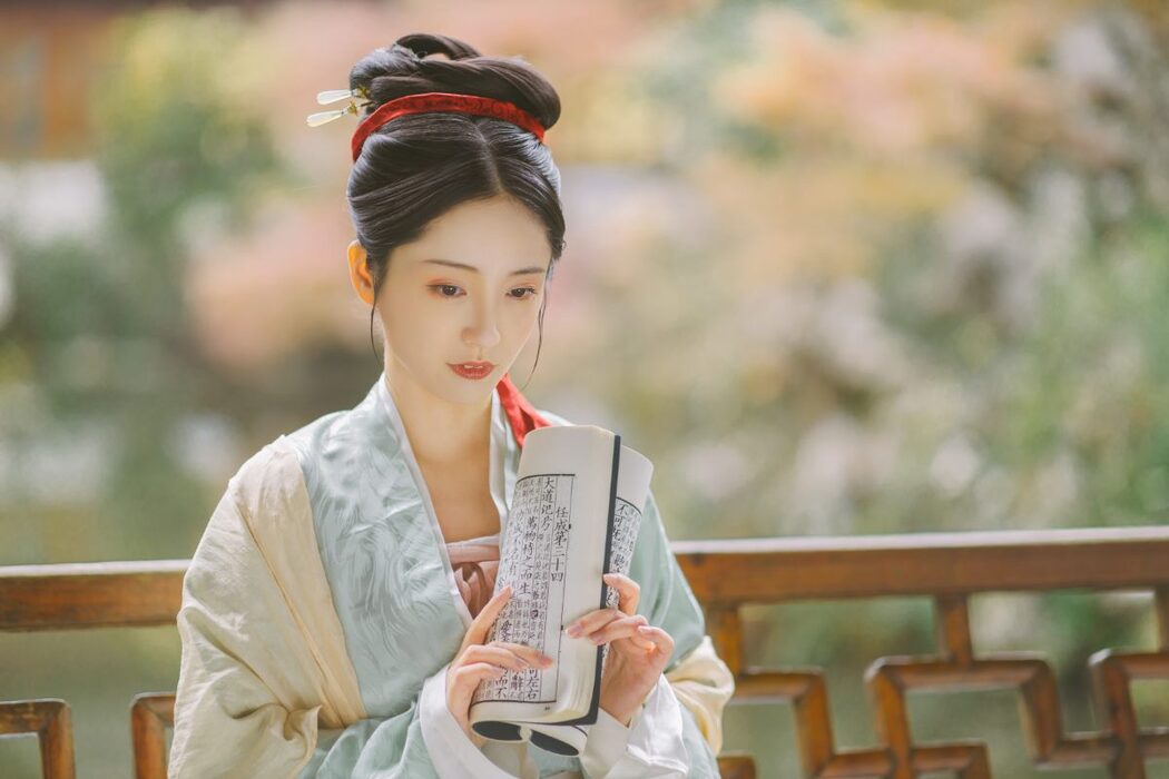 YiTuYu艺图语 Vol.869 Xiao Wen Nuan Xiang Yao Ge Da Tai Yang