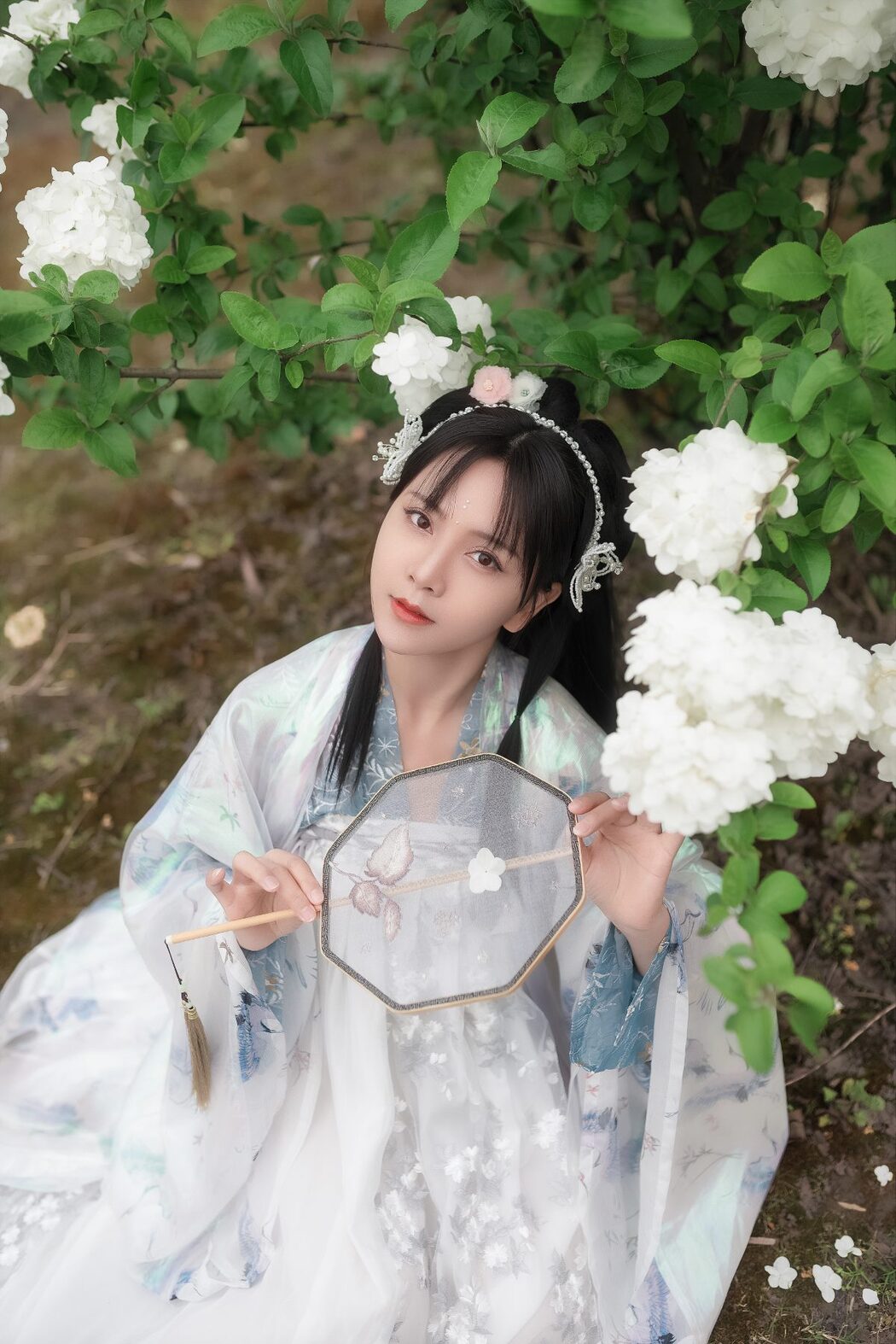 YiTuYu艺图语 Vol.883 Aki akiyama