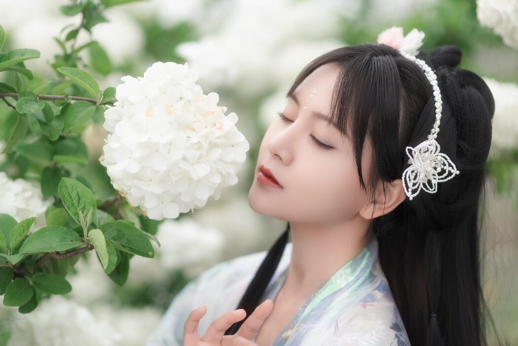 YiTuYu艺图语 Vol.883 Aki akiyama