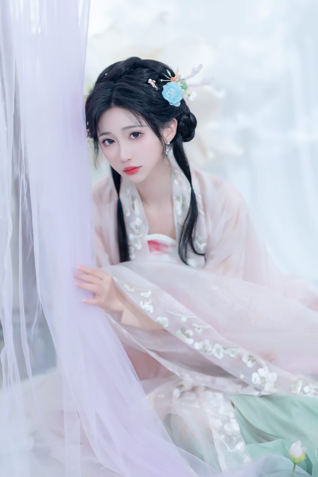 YiTuYu艺图语 Vol.6142 Qi Luo Sheng De Xiao Su Su