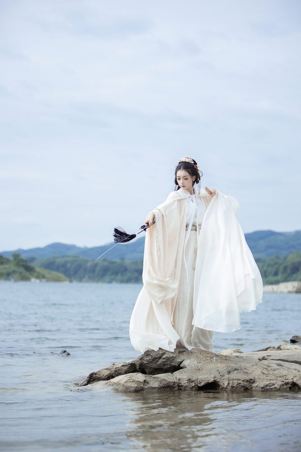 YiTuYu艺图语 Vol.6137 Qiqi