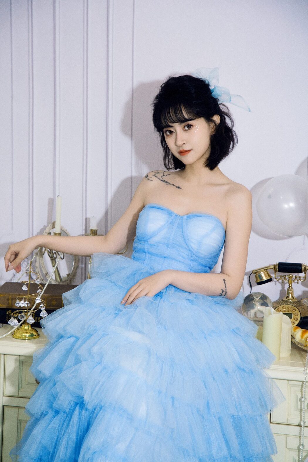 YiTuYu艺图语 Vol.6204 Yi Xuan