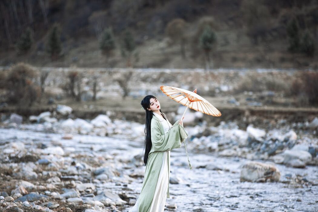 YiTuYu艺图语 Vol.6202 Bao Bao Li Zhi