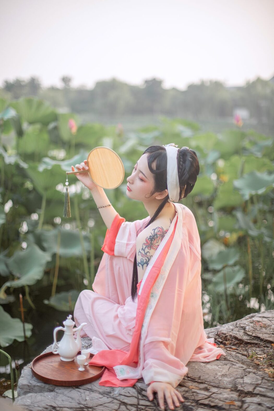 YiTuYu艺图语 Vol.950 Wu Yue De San Hua Mao