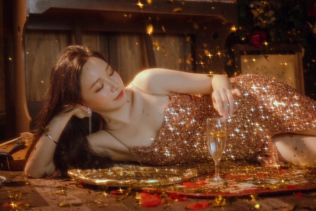 YiTuYu艺图语 Vol.6156 Da Bai Tu Nai Tang Nu Shi