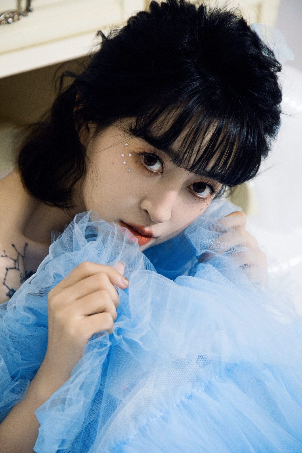 YiTuYu艺图语 Vol.6204 Yi Xuan