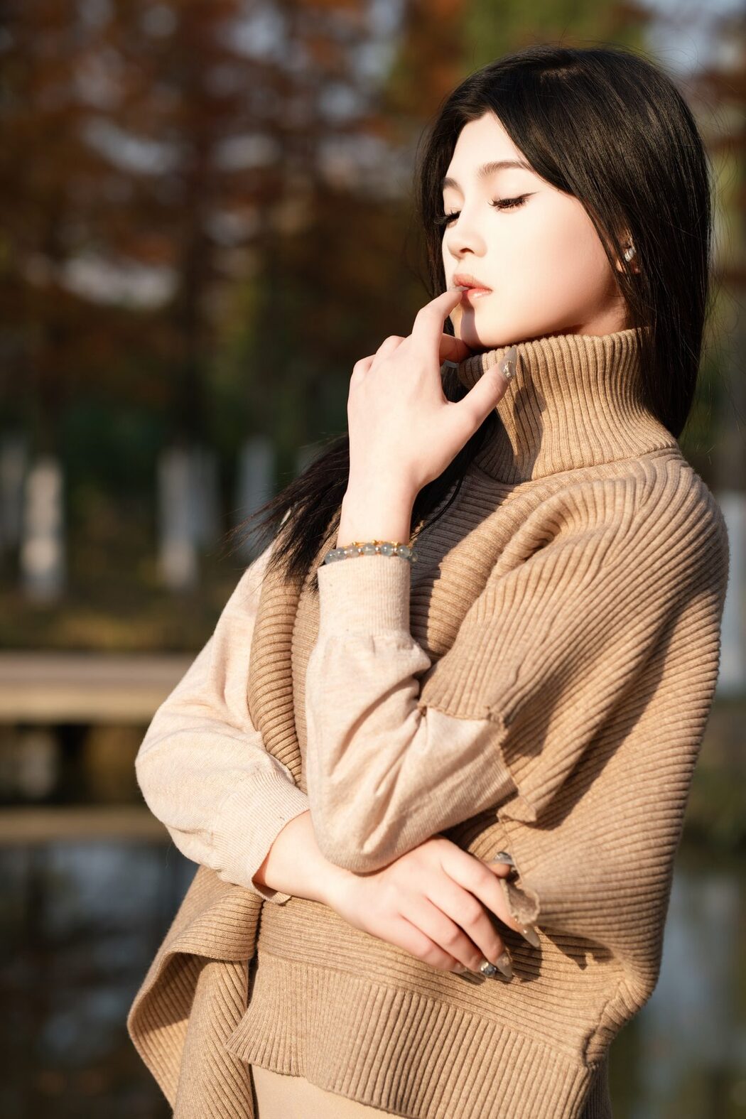 YiTuYu艺图语 Vol.6149 Yi Ci Xin