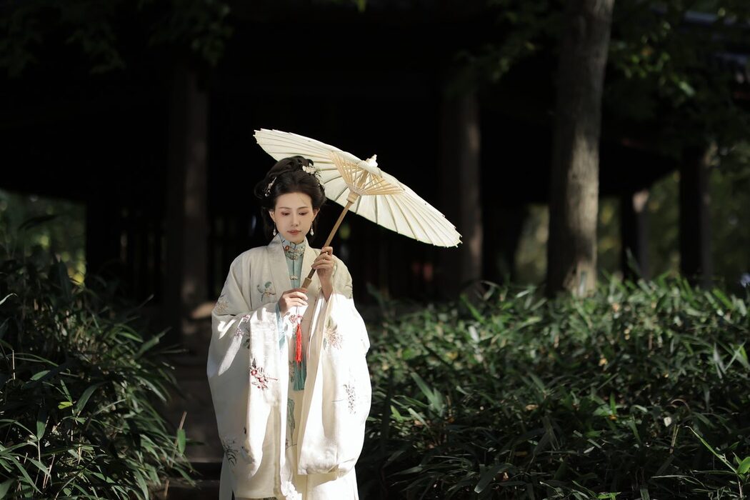 YiTuYu艺图语 Vol.6111 A Qin Da Da